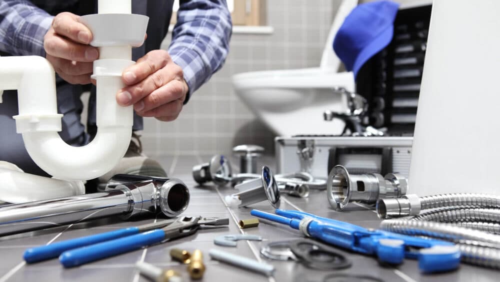 How Hiring Local Plumbers Transforms Your Homes Plumbing System